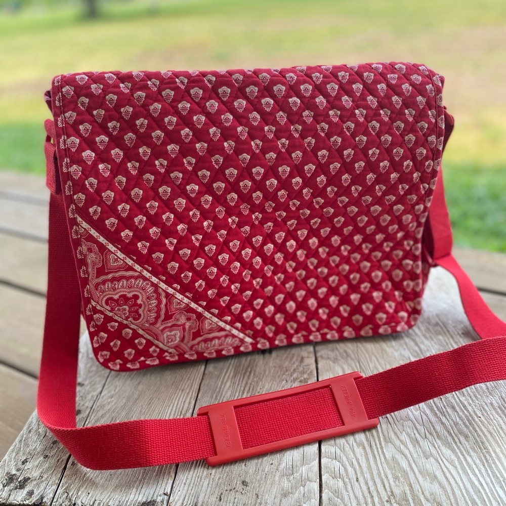 Vintage Retired Vera Bradley Messenger/Book/Laptop Bag